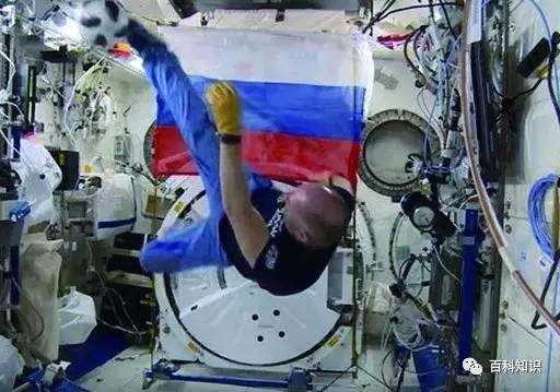 太空足球比赛真实视频,太空人足球比赛