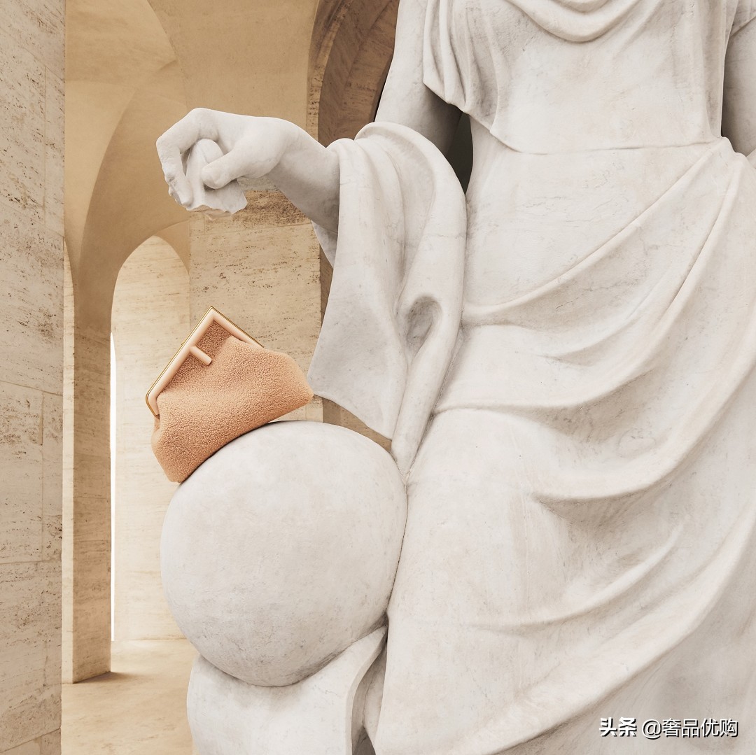 fendi新款包touch,fendi新款牛仔包