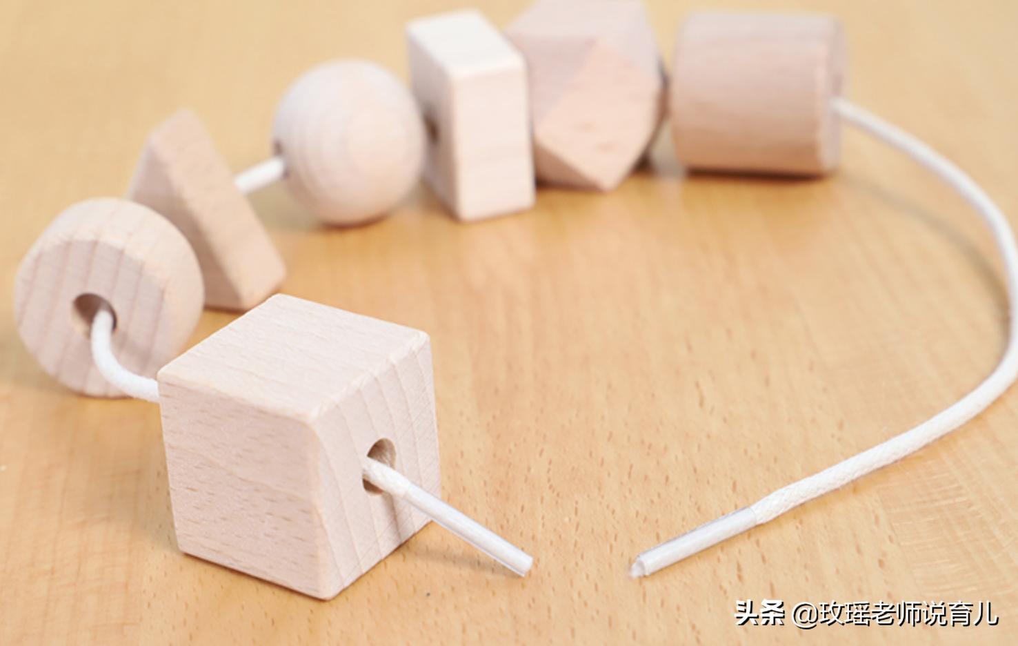 幼儿园选蒙台梭利好还是同龄班好,蒙特梭利幼儿园对孩子有什么影响