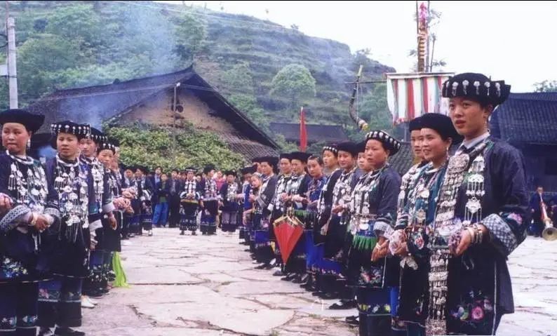 中国56个民族,十四，土家族