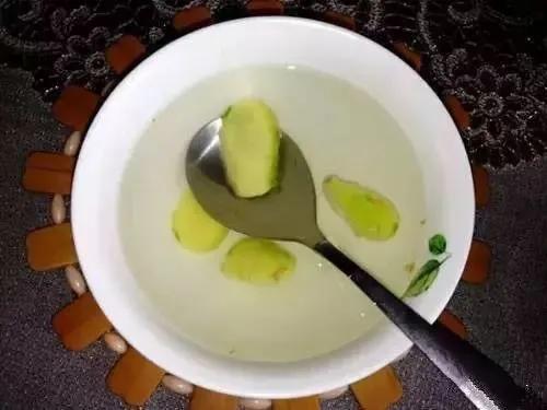 吃姜去不去皮区别还真不小,吃姜到底是去皮还是不去皮