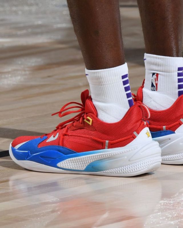 西决G4球员战靴:魔兽科比10,浓眉科比5,穆雷穿罗斯球鞋