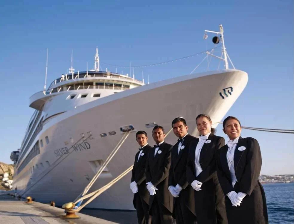 游轮服务员的工作,游轮助理服务员的工资