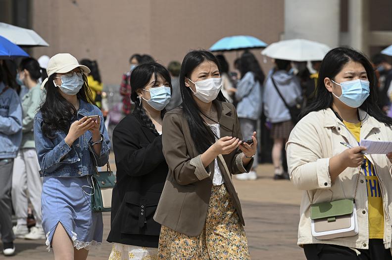 大学校园里的赚钱骗局,大学中的黑暗权力与利益