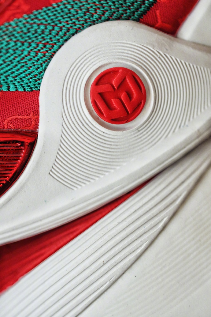 cj1代篮球鞋,李宁cj1篮球鞋怎么样