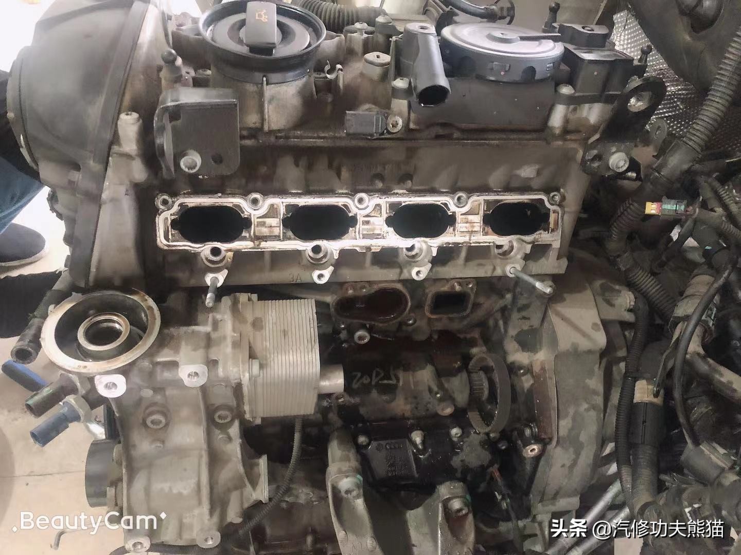 2013款奥迪a4l烧机油怎么解决,奥迪a4l突然全车无电是什么原因