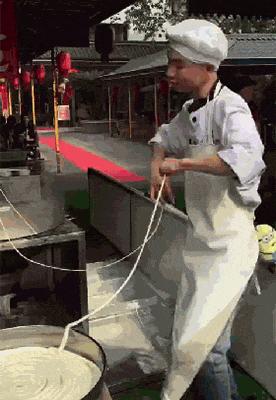 网红拉面哥火爆,网红经济拉面哥