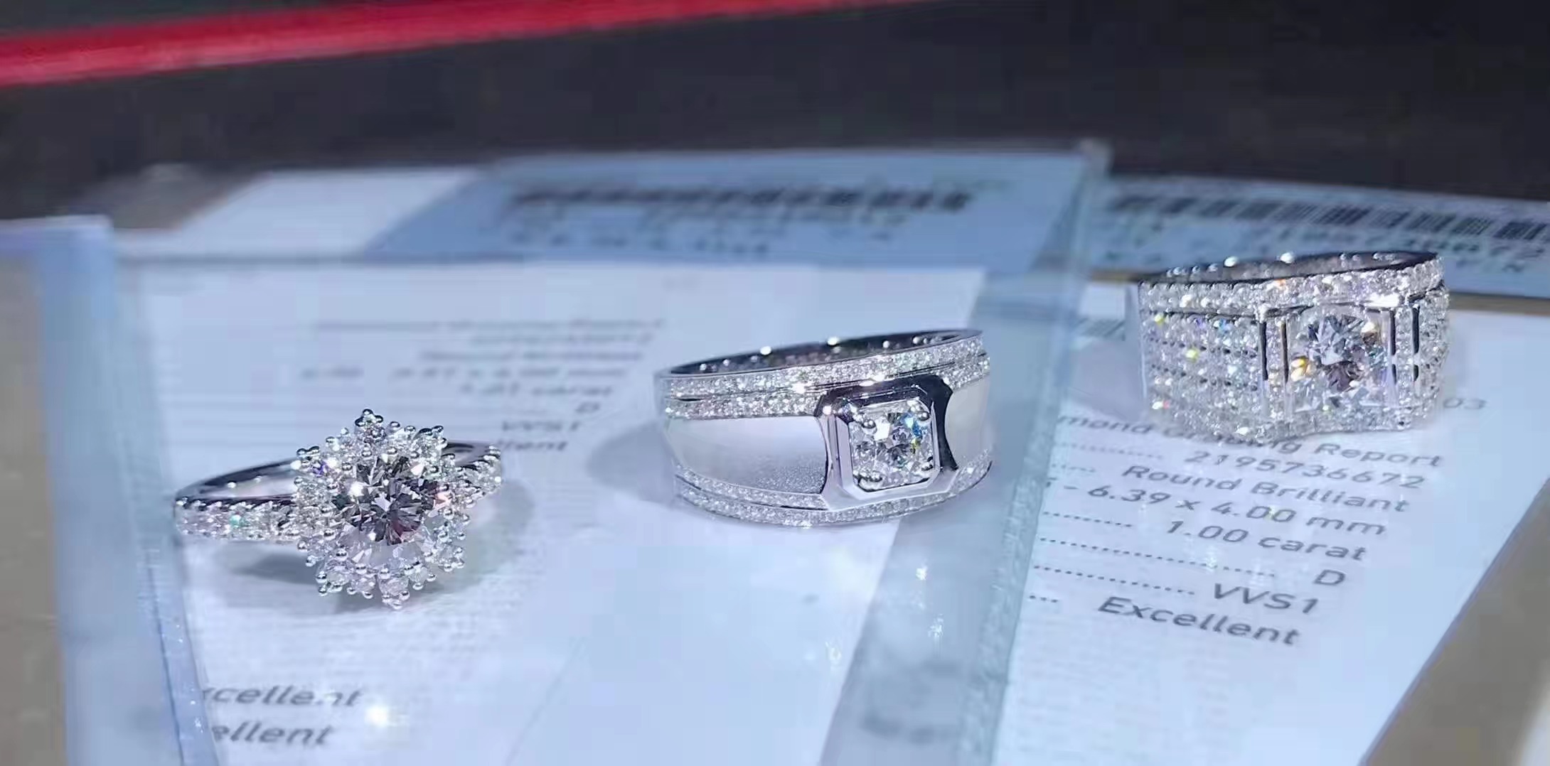 从事珠宝行业十年简介,从事珠宝行业怎么入门