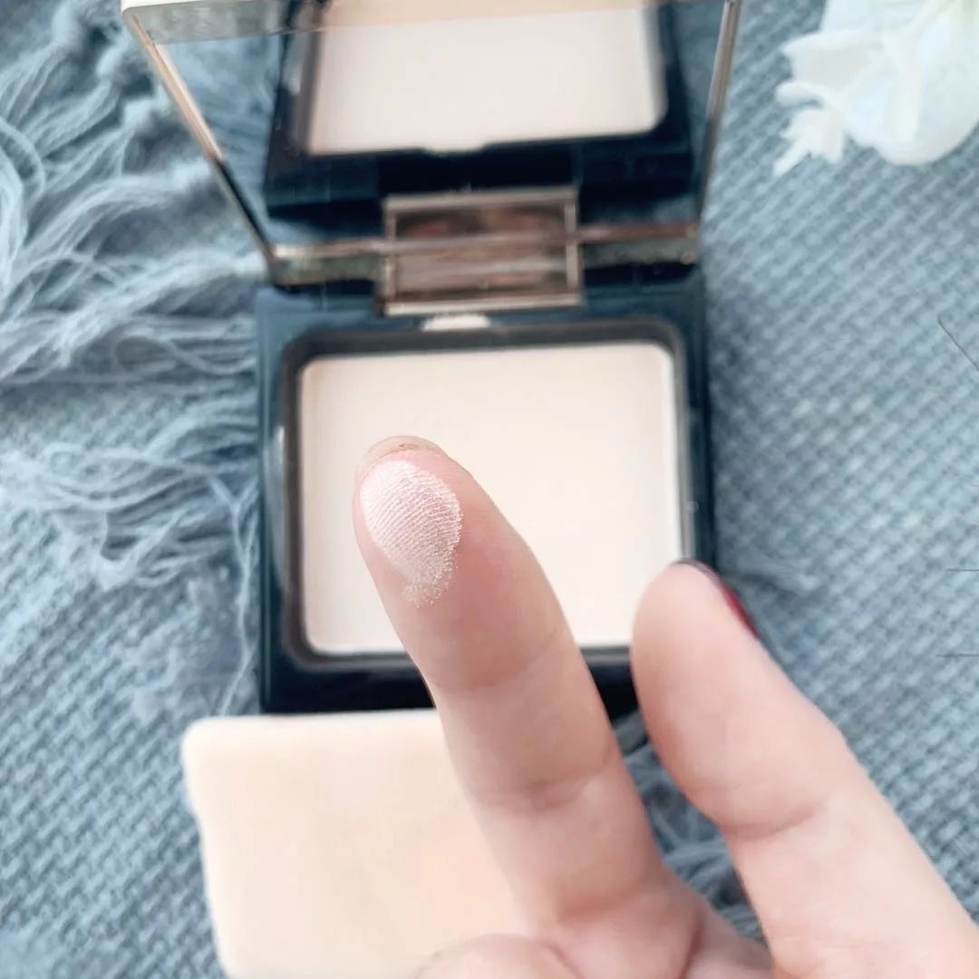 pony粉饼推荐,ponyenergy佩琪妮柔焦凝光粉饼