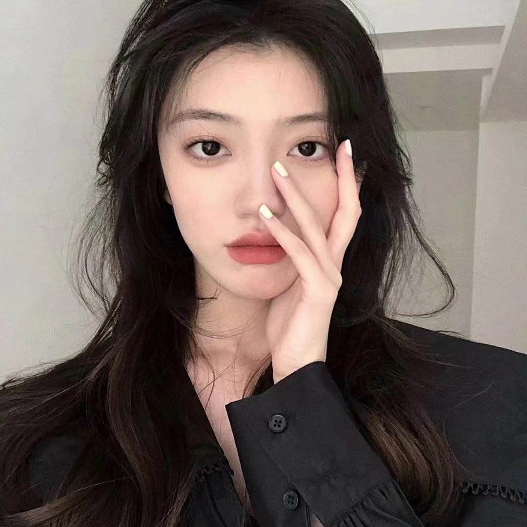 白皮肤适合什么精华液,凝脂色皮肤