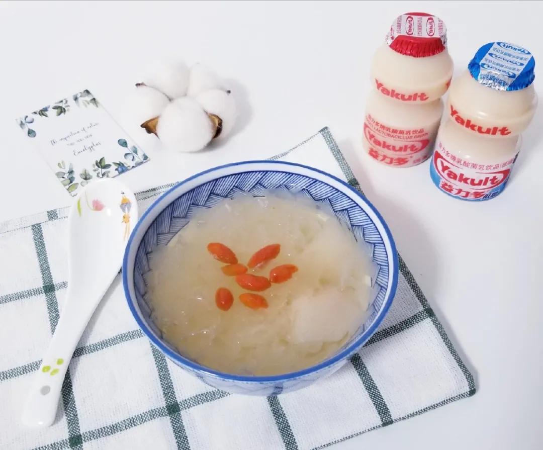 快看,这位“老将”就是益力多的新高层