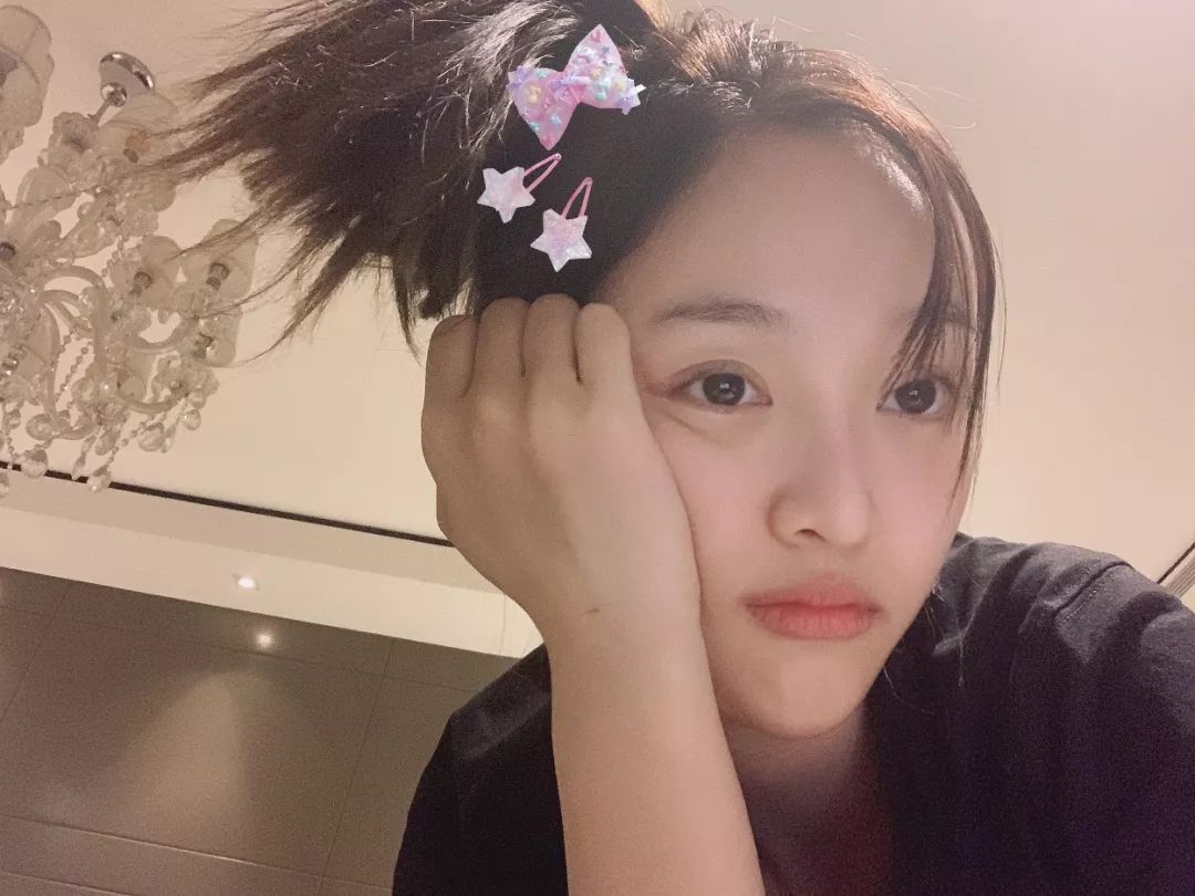 吴宣仪黑暗唇妆,吴宣仪用的是什么面膜