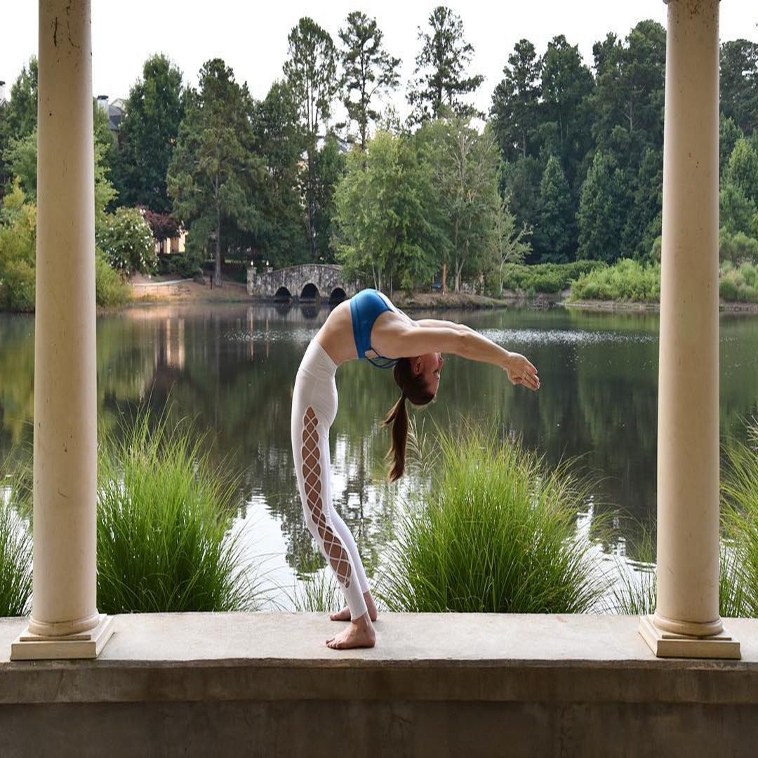 户外运动受伤多，关节受损怎么办，瑜伽运动来帮忙