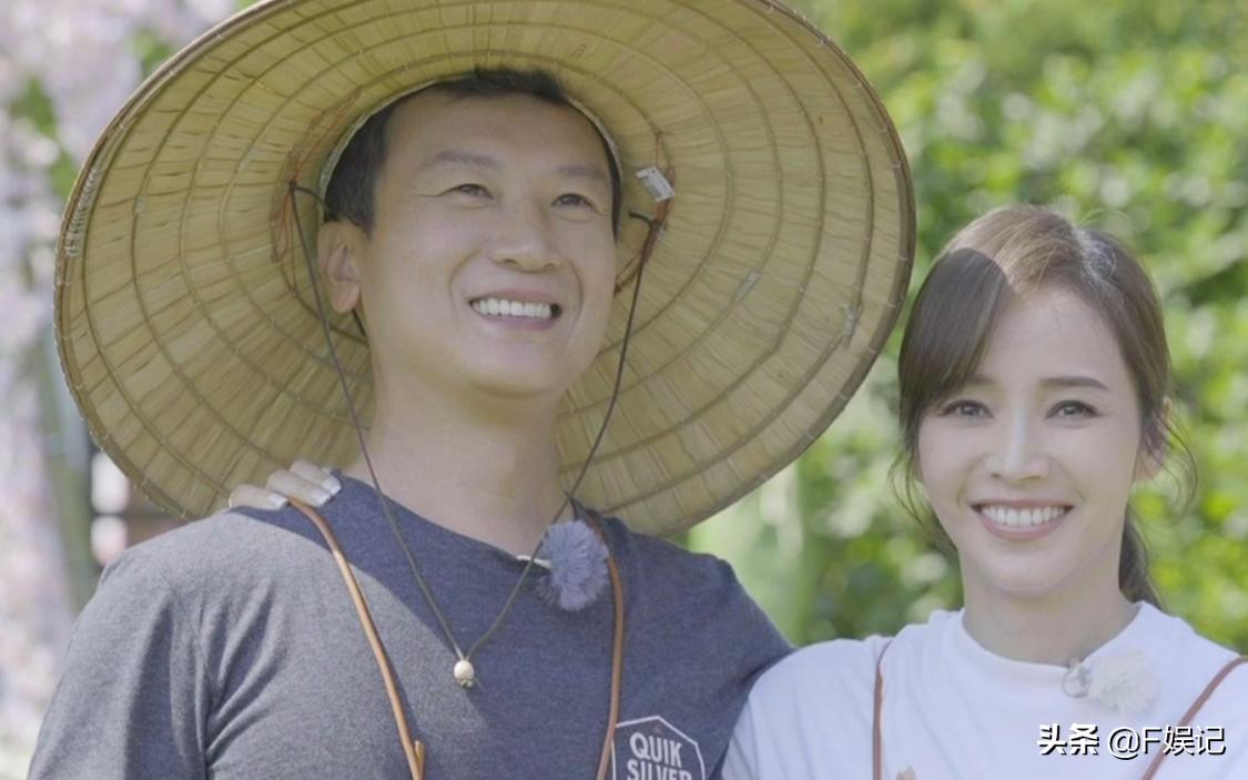 老公穿拖鞋来回跑腿！侯佩岑被传靠真人秀捞金后住进9千多万豪宅