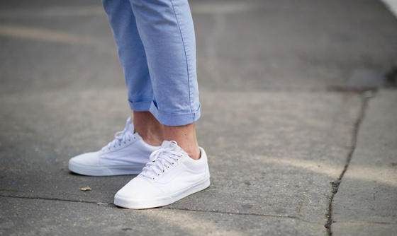 男生千万不要穿的丑鞋,男生千万别穿的潮流穿搭