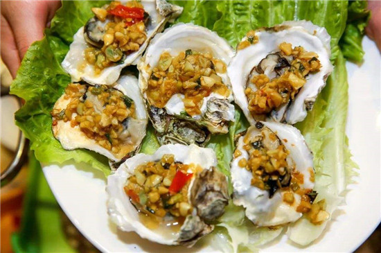 烤生蚝怎么挑又嫩又好吃,在家也能烤生蚝鲜嫩多汁美味可口