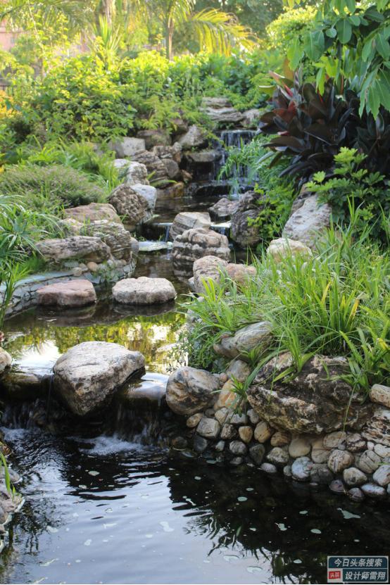 一楼带阳台小花园怎么设计,买一楼带小花园