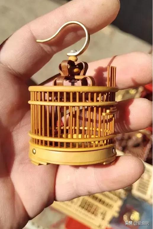 玩手持手串的男生,玩手串的男生是不是都老了