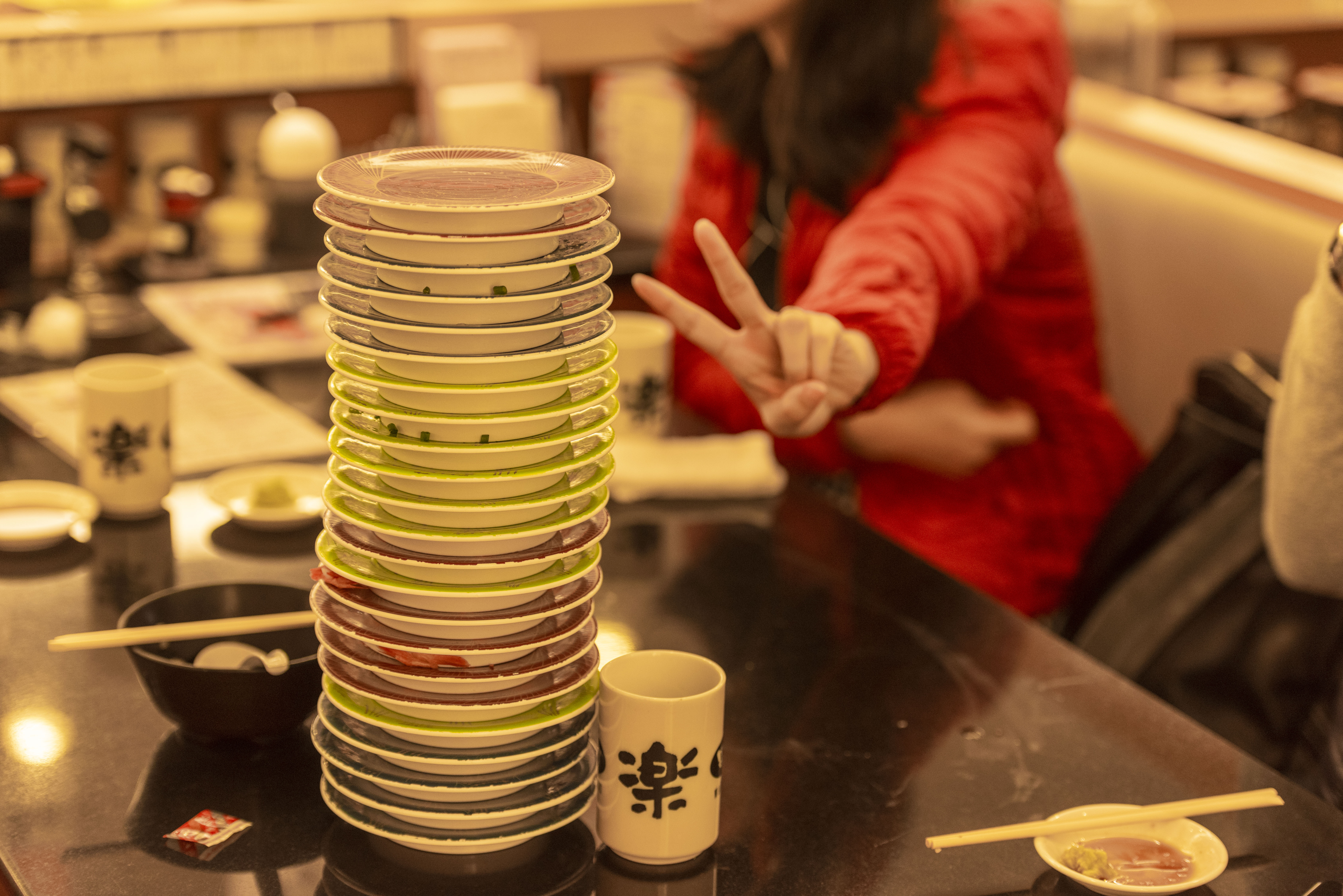 走街串巷边吃边逛，亲身探寻舌尖上的北海道