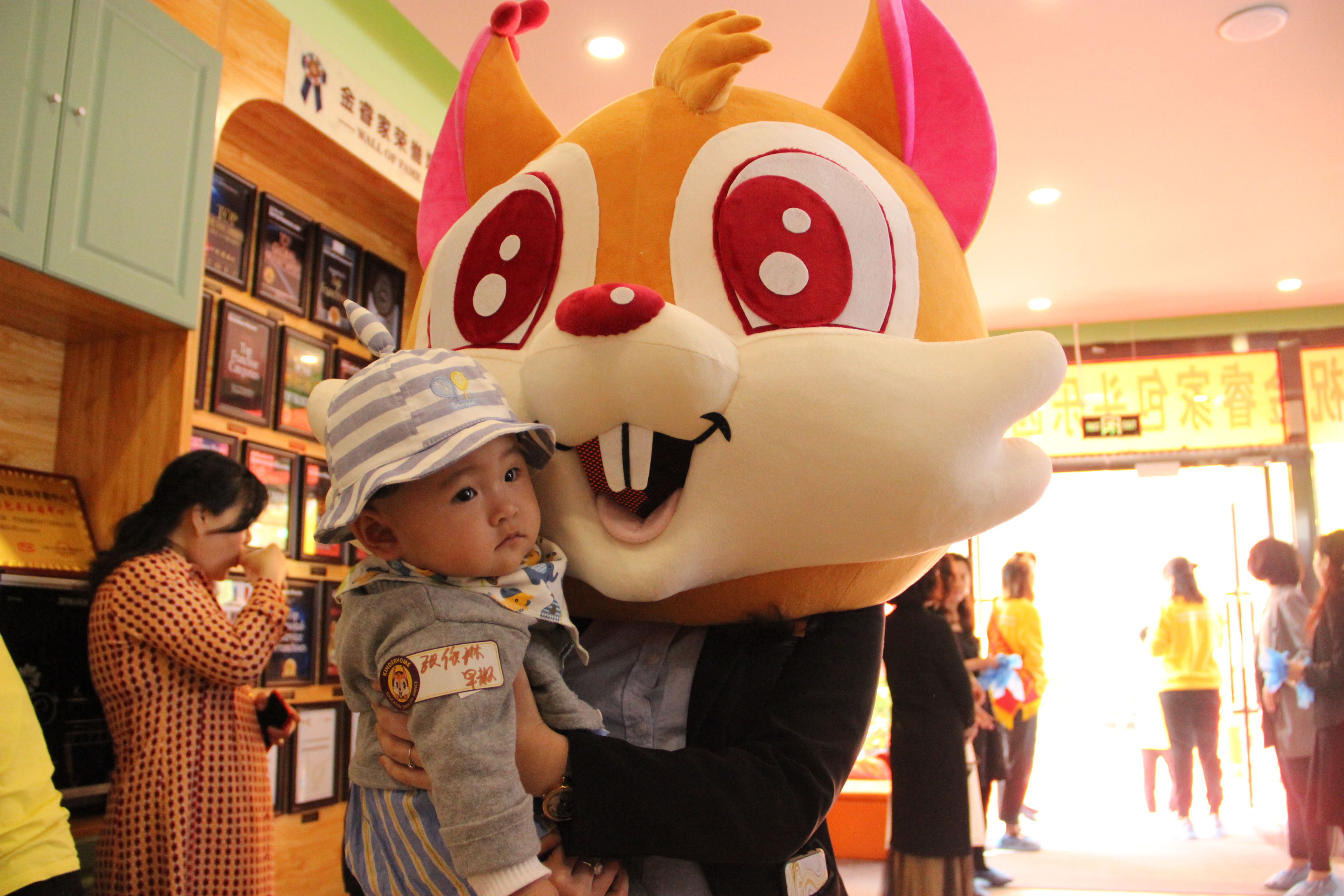 用最好的教育,教育中国的未来!金睿家包头乐园中心开业盛况!