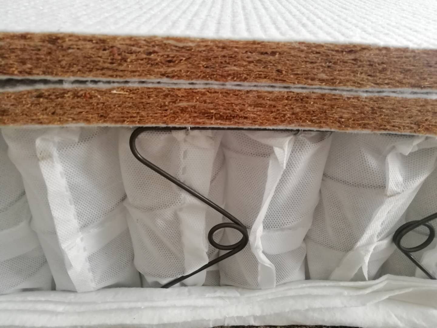 国外床垫和国产床垫区别,国外品牌床垫哪个性价比高