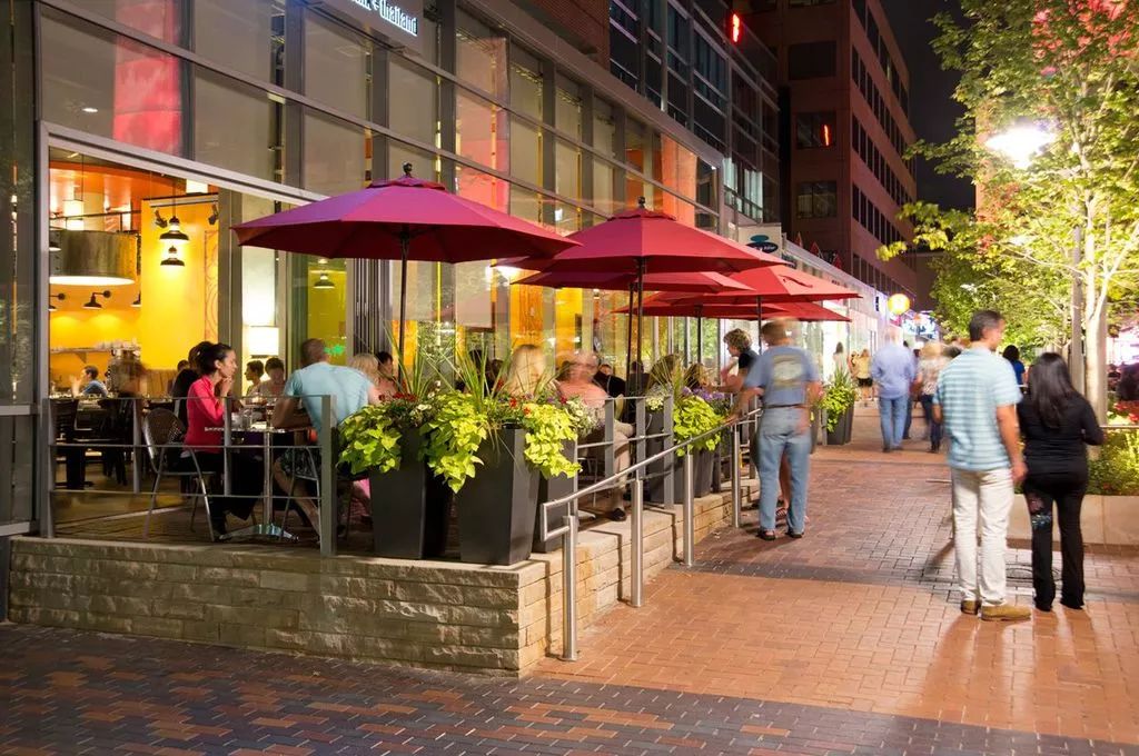 商业街区的景观设计要点和原则,复古怀旧商业街景观设计