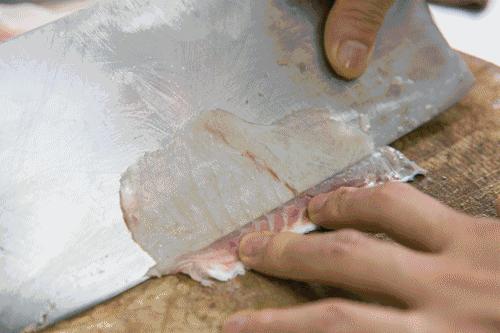 在六尺之巷,吃七秒之鱼,感受文化与美食的真谛