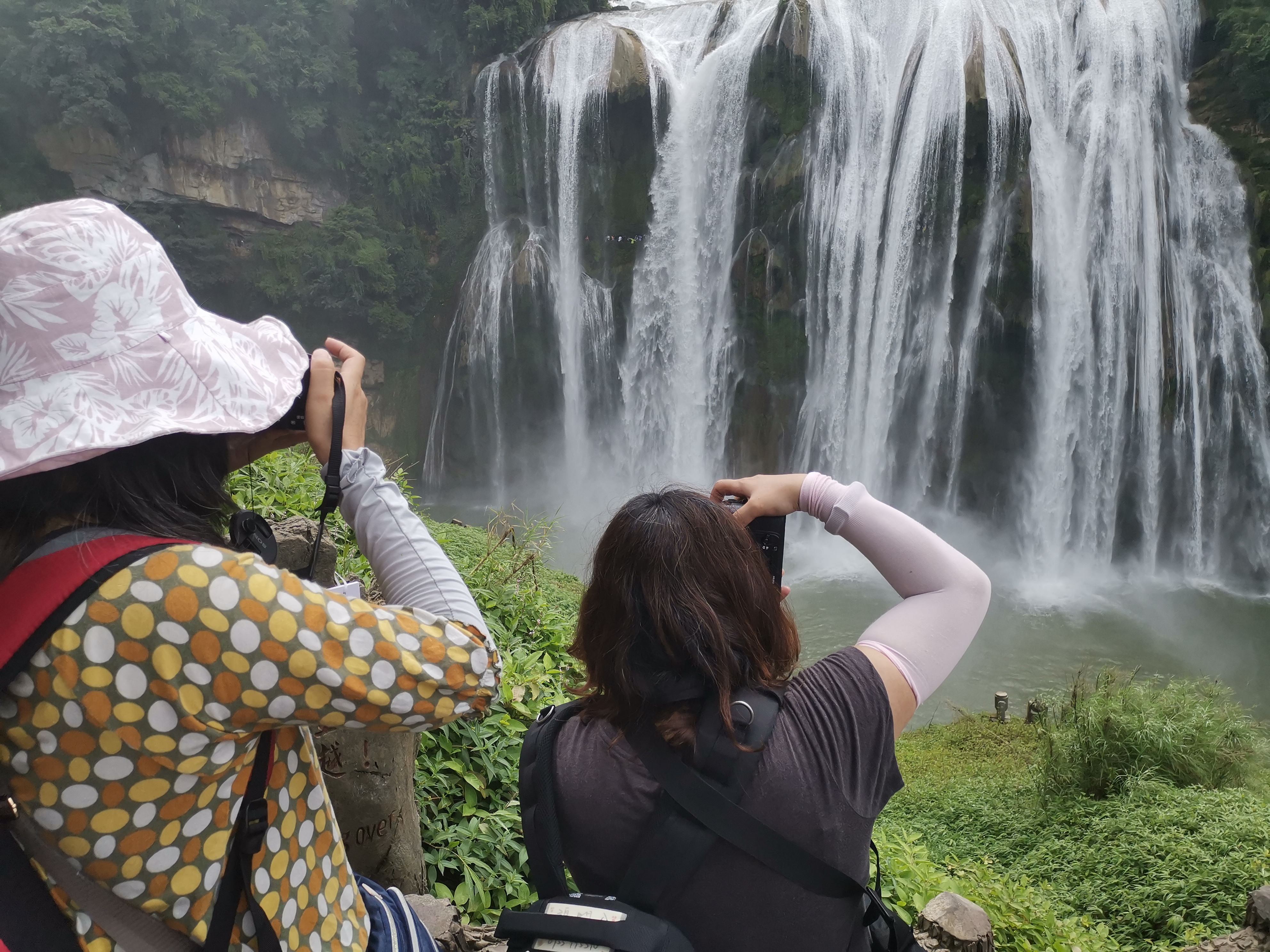 壶口瀑布和黄果树瀑布哪个壮观,黄果树瀑布三个瀑布游览时间