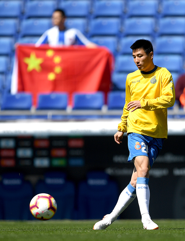 武磊入选国家队阵容为亚洲杯备战,国足12强赛名单公布武磊要回来吗