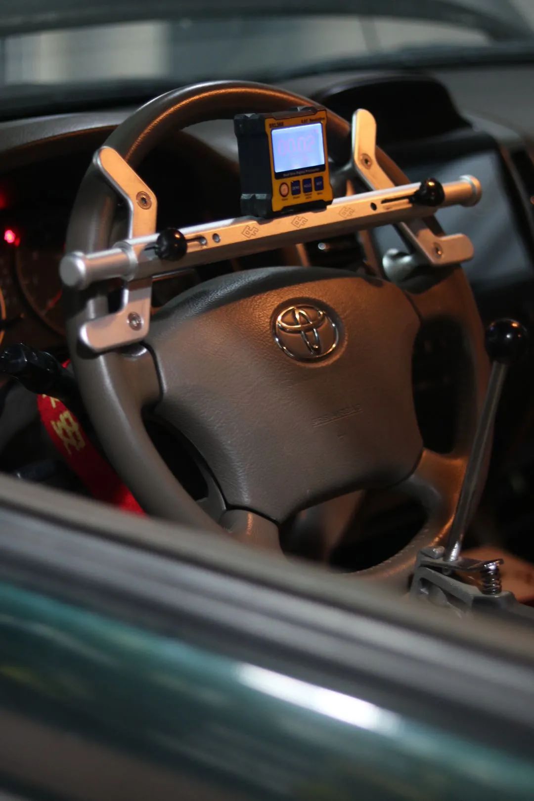 经典老车丰田lc90翻新复活,老款普拉多120翻新