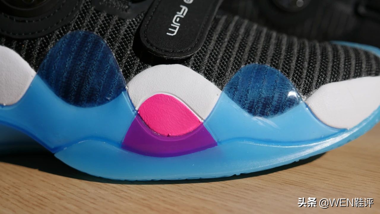 李宁韦德全城8,李宁三千的鞋