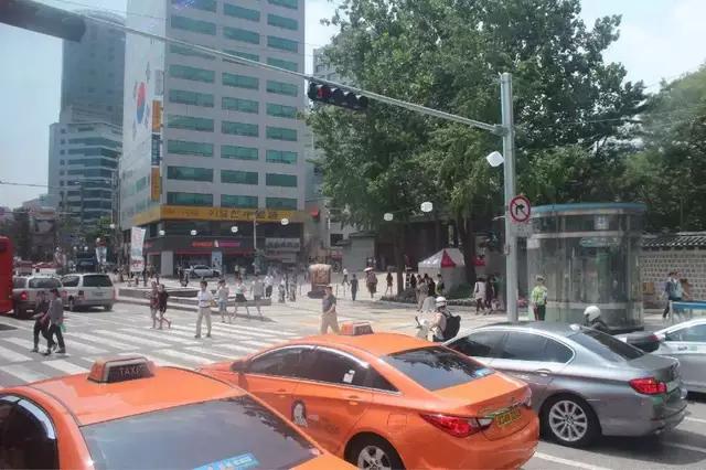 揭露韩国真实生活,在韩国生活的中国人怎么评论韩国