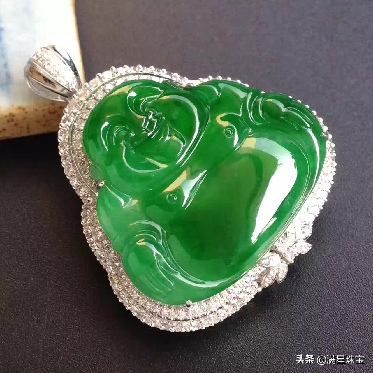 怎么看翡翠有没有起胶,翡翠起胶真实图片