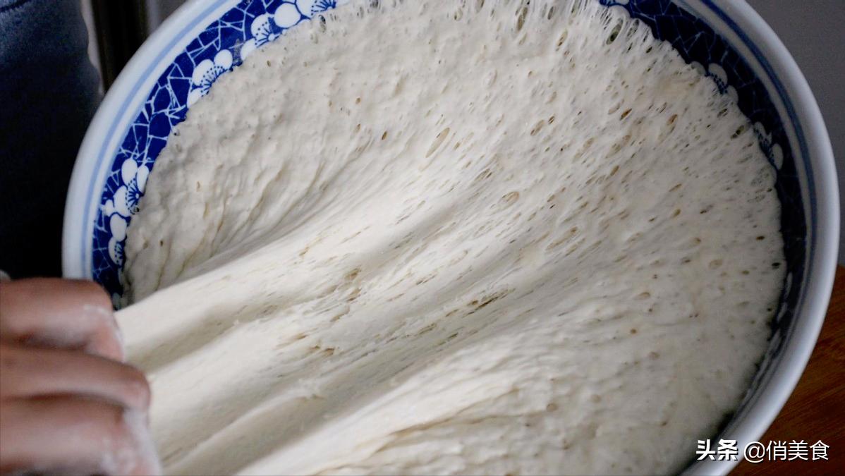 油饼怎么和面又软又蓬松,油饼怎么做软和
