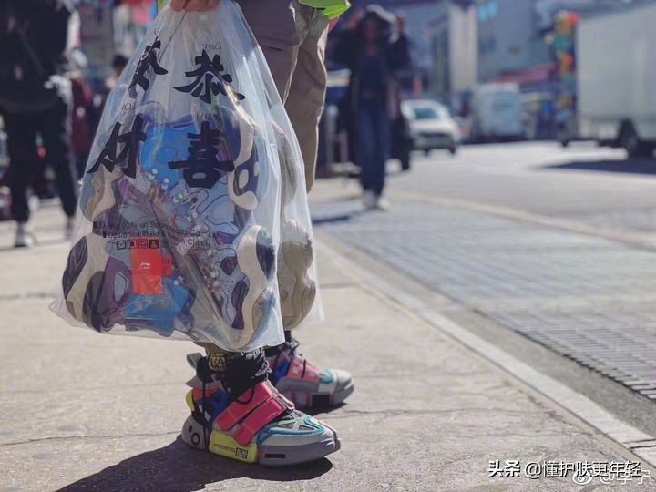 比较有名的国产服装品牌,国产女士服装品牌排行榜