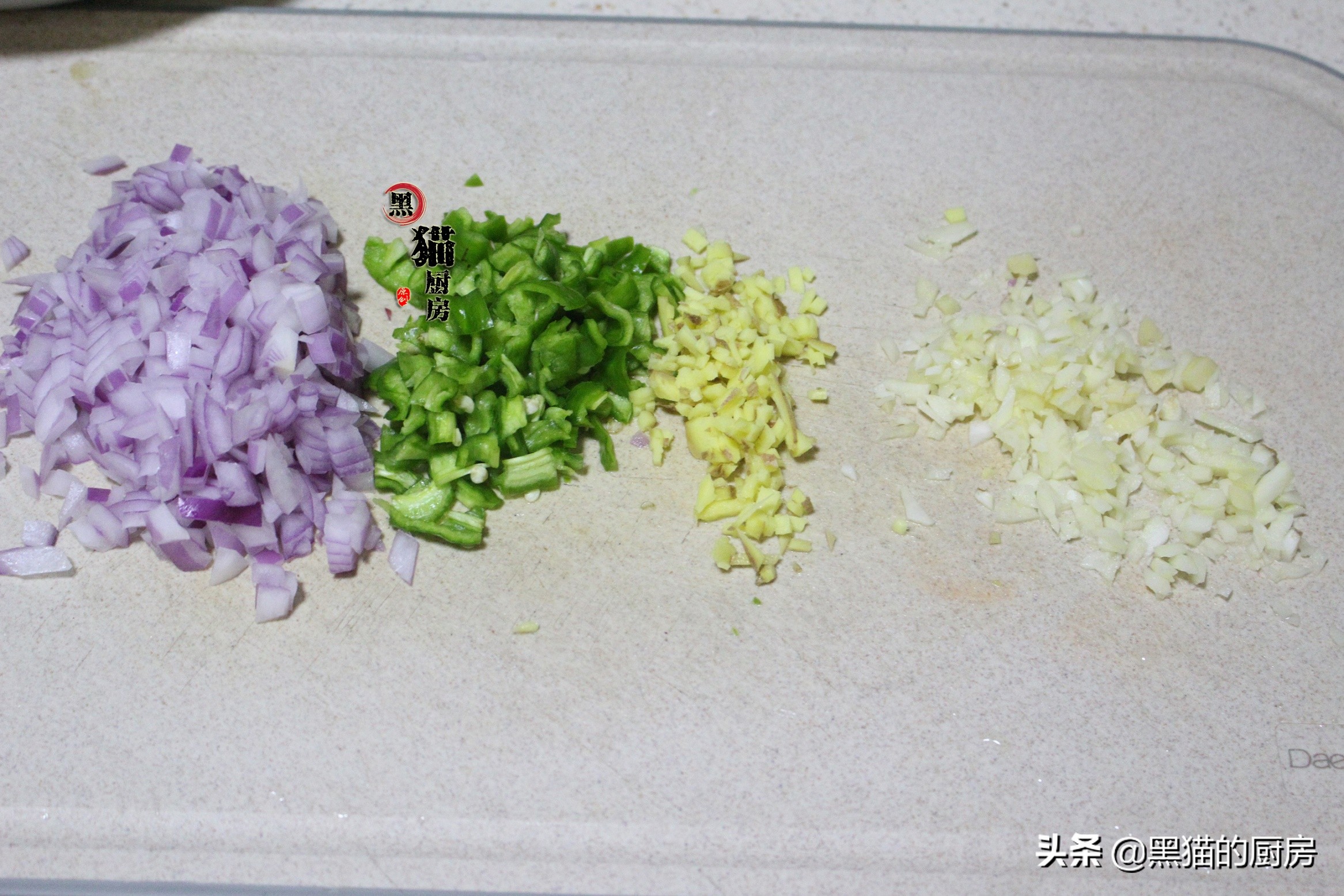 椒盐皮皮虾怎样才能又酥又入味,不用油炸的椒盐皮皮虾