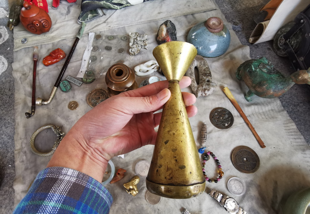 沈阳古玩市场都能买到啥,逛地摊古玩古董老物件