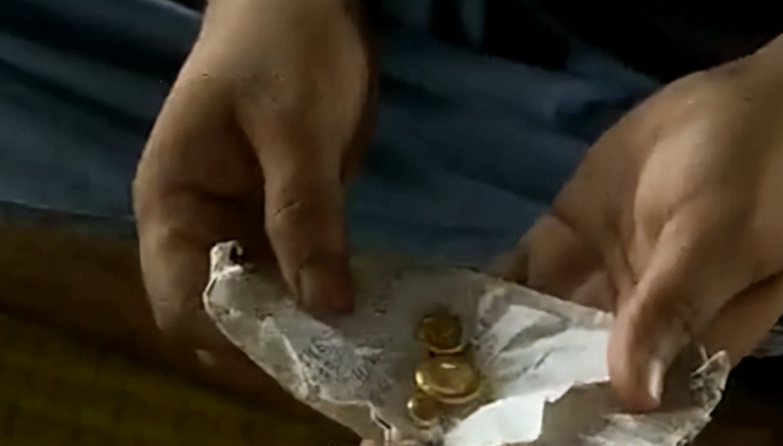 印度穷人下水道里淘金,印度穷人淘金