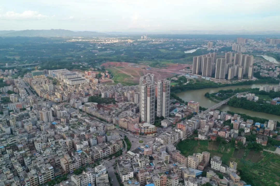 一组“治好强迫症”的航拍图！这里，是附城