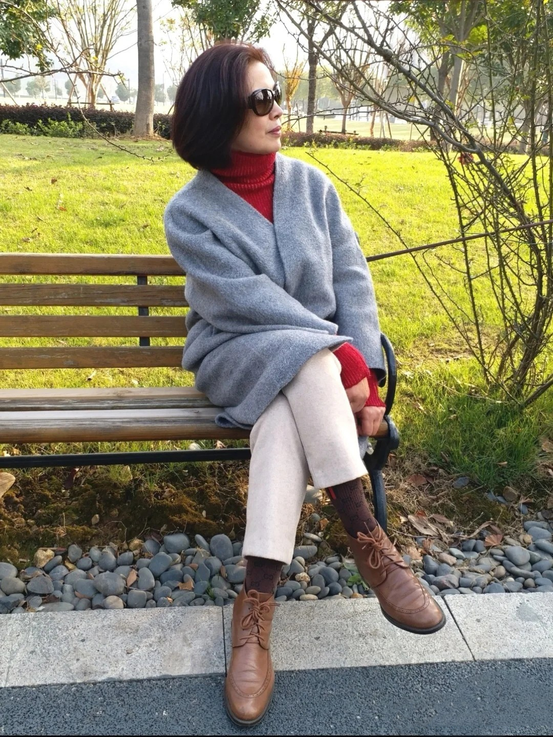 中老年如何穿搭显高级,60岁大妈怎样穿搭才显得有气质