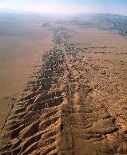 世界上最不可思议的83个自然景观,世界上最不可思议的风景图片