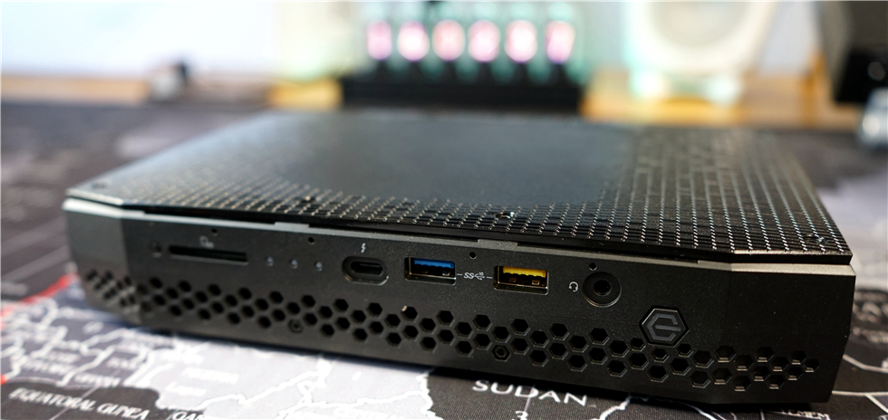 矿潮火热没显卡？桌面空间不够？5款迷你主机和NUC解君忧