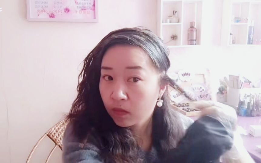 在家给别人染发的正确方法和技巧,染发指导自己在家染发