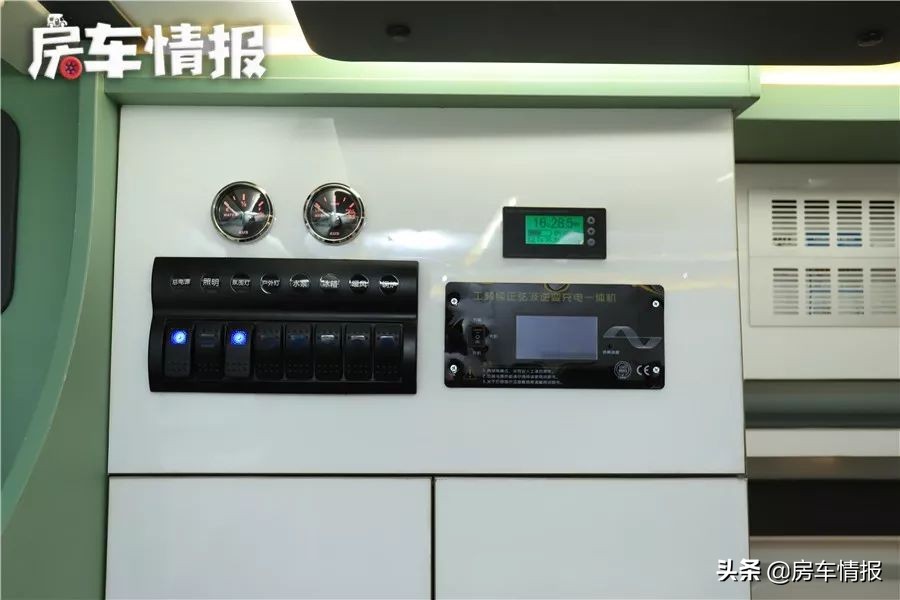 升降大床房车,可升降空间房车