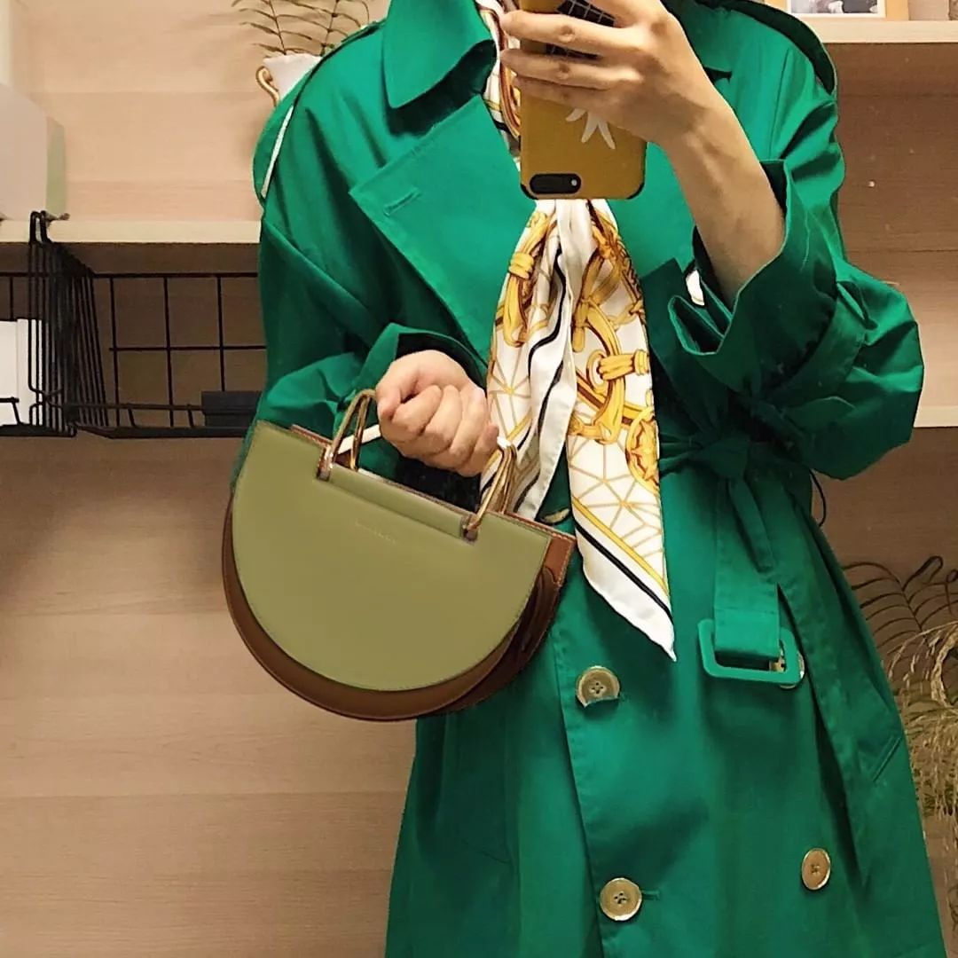 小众包包女2022新款百搭粉色,最近入手的小众包包