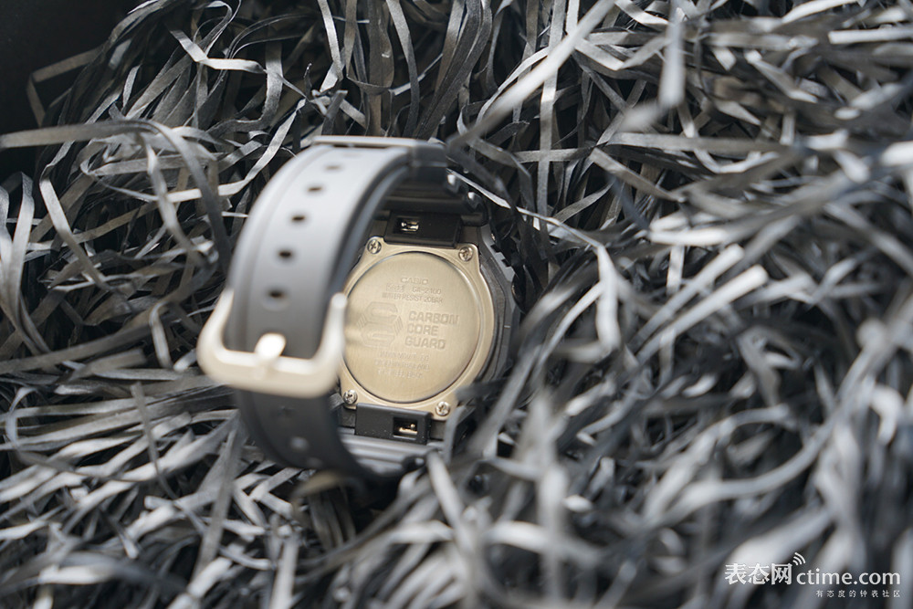 还有谁想偷懒？推荐一款日常不用操心、可以运动又不用打理的表