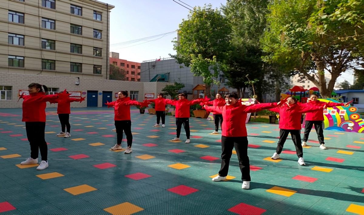 我心向党幼儿园舞蹈,童心向党幼儿园器械操