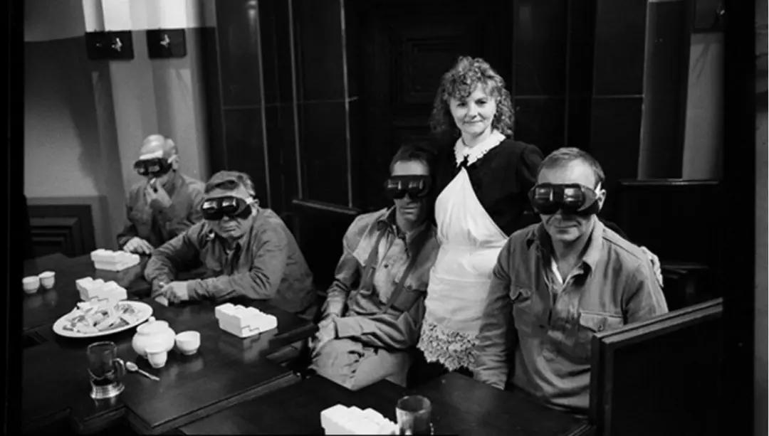 它是改变影史的神作，还是惨无人道的*行暴**？