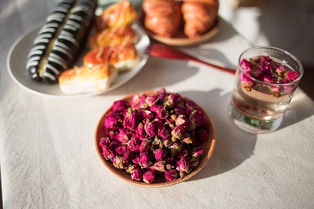 熬夜祛斑最有效的方法,公开熬夜长斑快速祛斑的方法