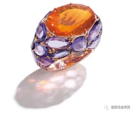 整天研究无聊的穿搭,一天到晚研究穿搭